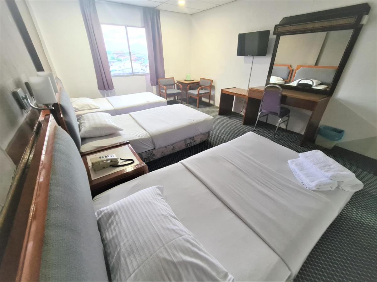 Anika Inn - Келуанг Екстериор снимка