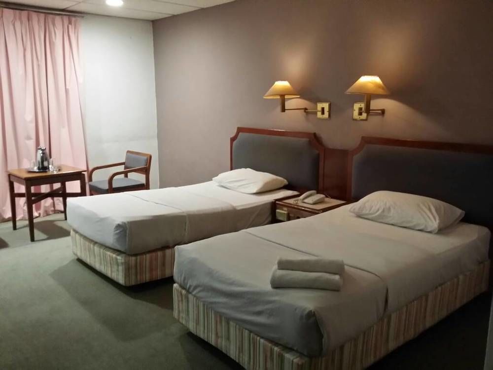 Anika Inn - Келуанг Екстериор снимка